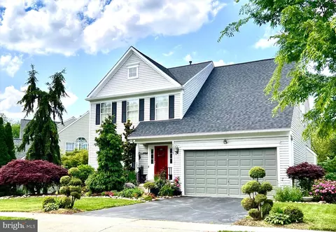 12925 Summit Ridge Ter, Germantown, MD 20874