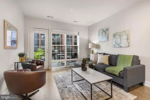 502 Diamondback Dr #309, Gaithersburg, MD 20878