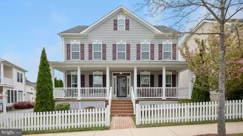 22800 Glacier Lily Dr, Clarksburg, MD 20871