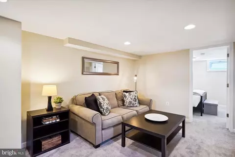 Living - 2706 Lindell St, Silver Spring, MD 20902 photo 6 of 8