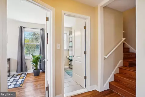 Entry Way - 2706 Lindell St, Silver Spring, MD 20902 photo 1 of 2