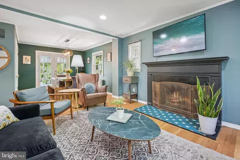 Living - 108 Woodridge Ave, Silver Spring, MD 20901 photo 3 of 7