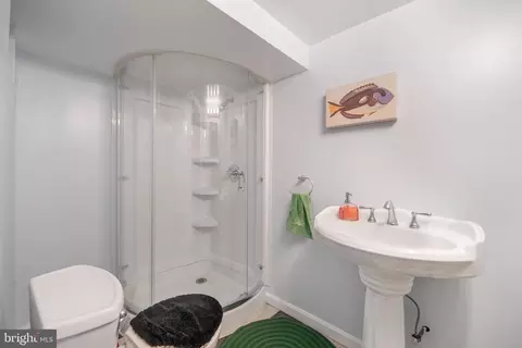 Bath - 2608 Urbana Dr, Silver Spring, MD 20906 photo 3 of 3