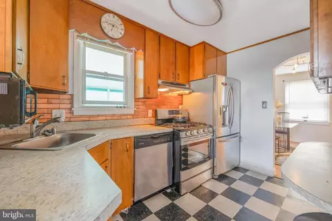 Kitchen - 2608 Urbana Dr, Silver Spring, MD 20906 photo 2 of 4