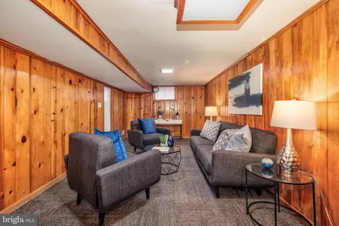 Living - 3904 Gannon Rd, Silver Spring, MD 20902 photo 9 of 11
