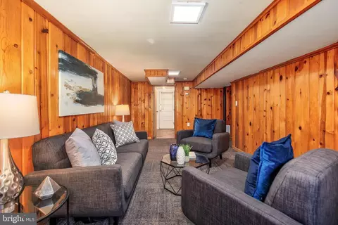Living - 3904 Gannon Rd, Silver Spring, MD 20902 photo 11 of 11