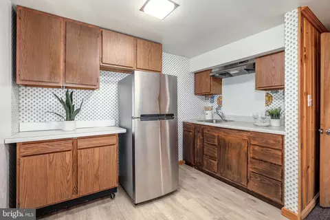 Kitchen - 3904 Gannon Rd, Silver Spring, MD 20902 photo 5 of 6