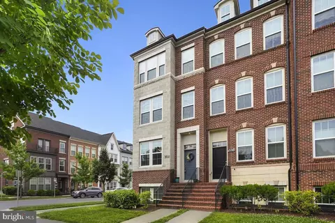 Exterior - 9802 Fields Rd, Gaithersburg, MD 20878 photo 2 of 13