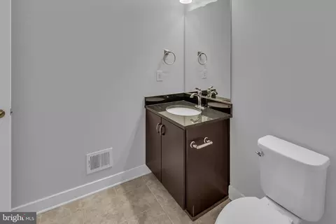Bath - 9802 Fields Rd, Gaithersburg, MD 20878 photo 3 of 7