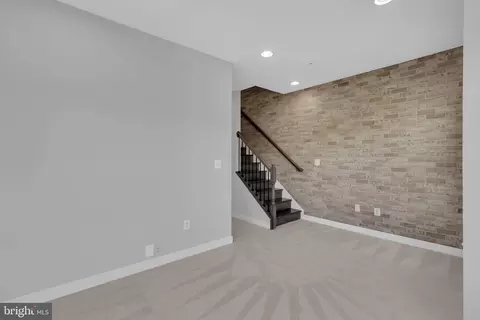 Entry Way - 9802 Fields Rd, Gaithersburg, MD 20878 photo 6 of 9