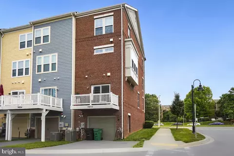 Exterior - 9802 Fields Rd, Gaithersburg, MD 20878 photo 5 of 13