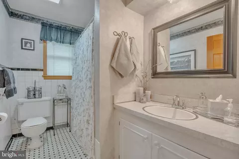 Bath - 2206 Briggs Chaney Rd, Silver Spring, MD 20905 photo 1 of 2