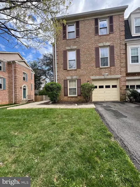2813 Strauss Ter, Silver Spring, MD 20904