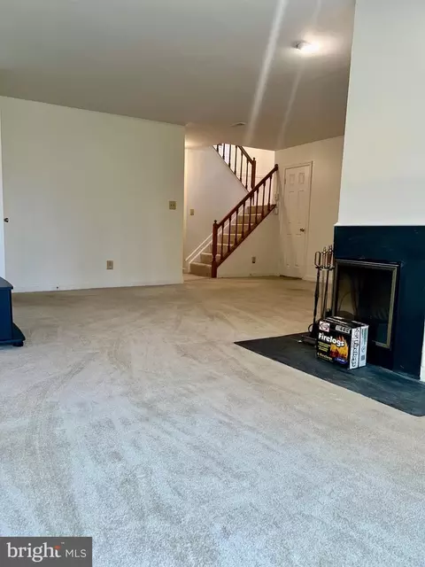 Living - 2813 Strauss Ter, Silver Spring, MD 20904 photo 2 of 4