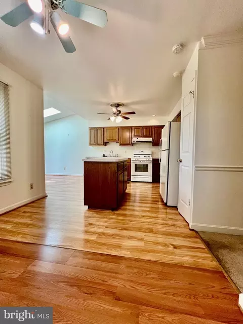 Kitchen - 2813 Strauss Ter, Silver Spring, MD 20904 photo 4 of 4