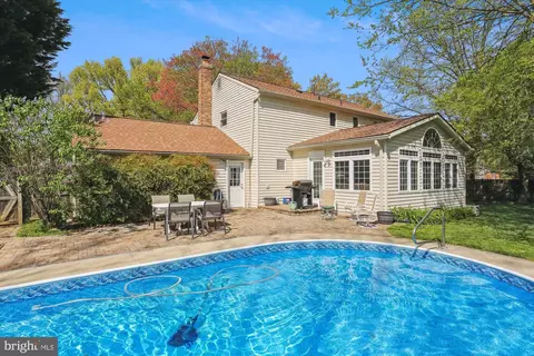Exterior - 15405 Tindlay St, Silver Spring, MD 20905 photo 10 of 18