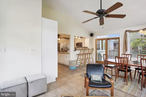 Living - 15405 Tindlay St, Silver Spring, MD 20905 photo 4 of 11