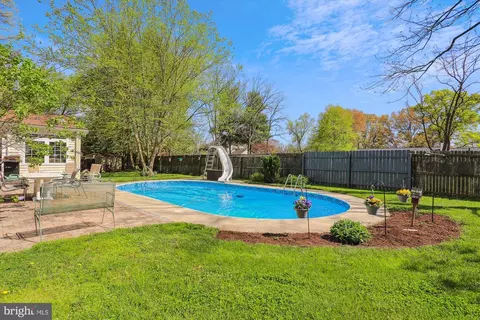 Exterior - 15405 Tindlay St, Silver Spring, MD 20905 photo 12 of 18