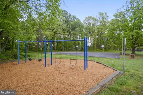 Exterior - 15405 Tindlay St, Silver Spring, MD 20905 photo 16 of 18