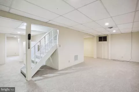 Living - 15405 Tindlay St, Silver Spring, MD 20905 photo 10 of 11