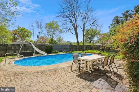 Exterior - 15405 Tindlay St, Silver Spring, MD 20905 photo 11 of 18