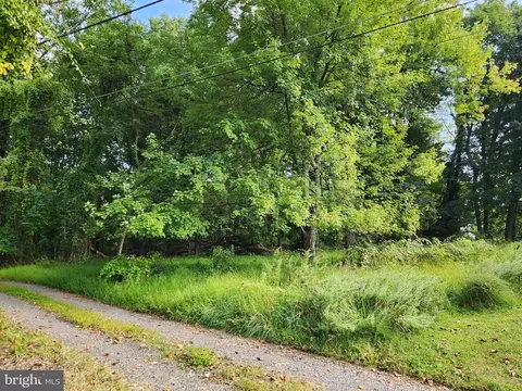 18542 Brooke Rd, Sandy Spring, MD 20860 photo 4