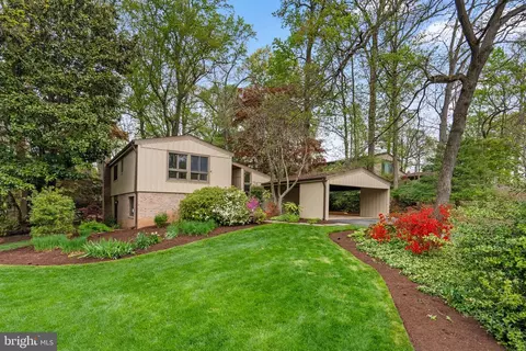 Exterior - 1700 Kiva Rd, Silver Spring, MD 20905 photo 15 of 20