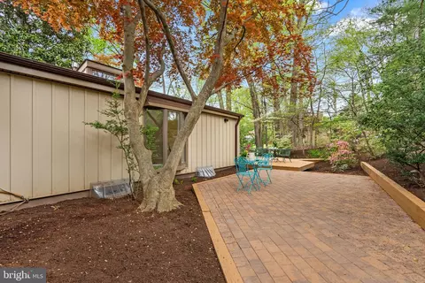 Exterior - 1700 Kiva Rd, Silver Spring, MD 20905 photo 9 of 20