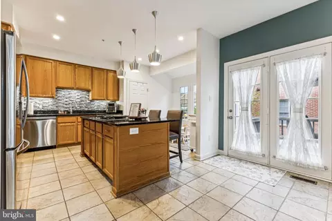 Kitchen - 2101 Chippewa Pl, Silver Spring, MD 20906 photo 4 of 4