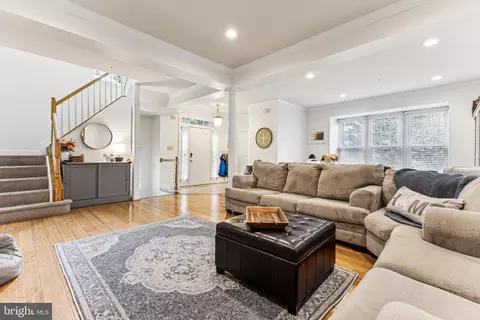 Living - 2101 Chippewa Pl, Silver Spring, MD 20906 photo 3 of 8