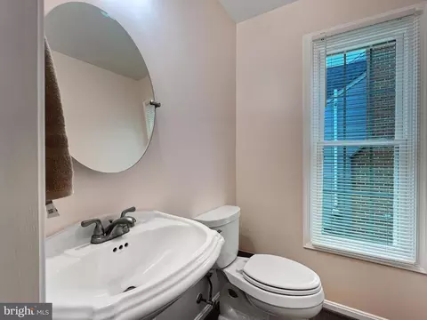 Bath - 18210 Wickham Rd, Olney, MD 20832 photo 1 of 7