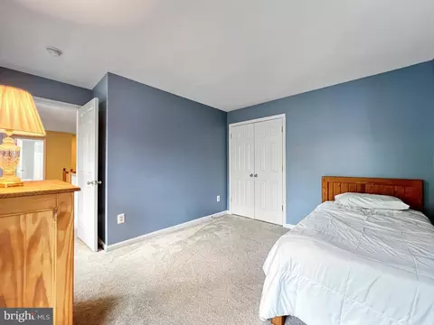 Bedroom - 18210 Wickham Rd, Olney, MD 20832 photo 7 of 9