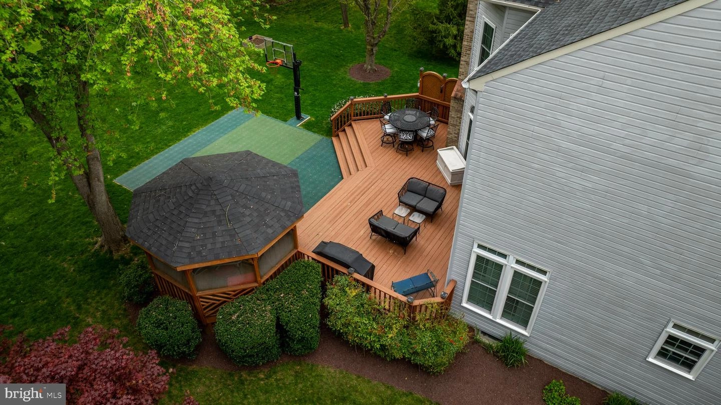 Exterior - 18210 Wickham Rd, Olney, MD 20832 photo 8 of 23