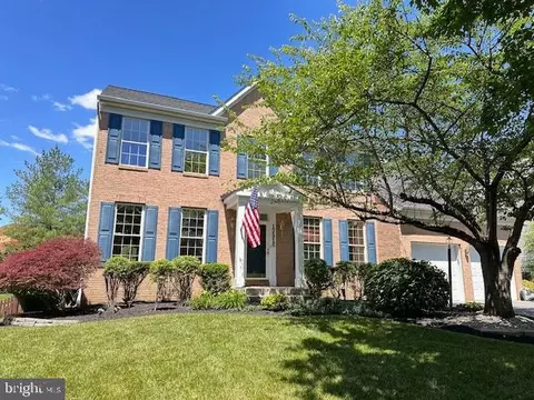 13916 Falconcrest Rd, Germantown, MD 20874
