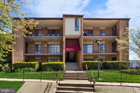 13205 Dairymaid Dr #103, Germantown, MD 20874
