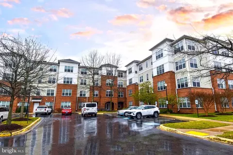 14301 Kings Crossing Blvd #307, Boyds, MD 20841