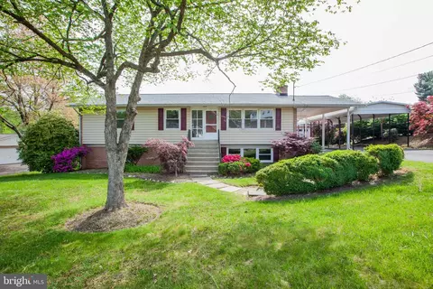 23009 Timber Creek Ln, Clarksburg, MD 20871