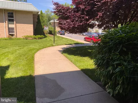 3642 Gleneagles Dr #10-2F, Silver Spring, MD 20906 photo 3