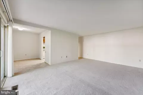 3642 Gleneagles Dr #10-2F, Silver Spring, MD 20906 photo 9