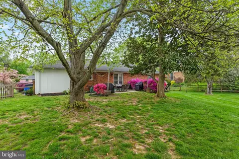 Exterior - 4012 Briars Rd, Olney, MD 20832 photo 7 of 11