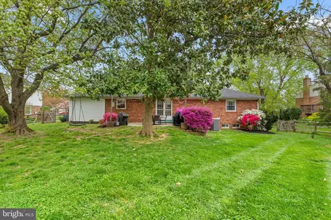 Exterior - 4012 Briars Rd, Olney, MD 20832 photo 8 of 11