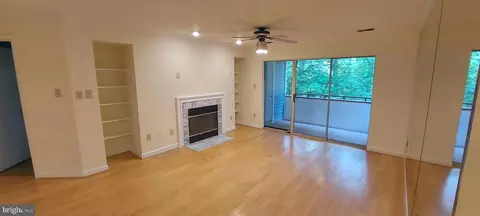 Living - 13601 Sir Thomas Way #2-C-32, Silver Spring, MD 20904 photo 2 of 4