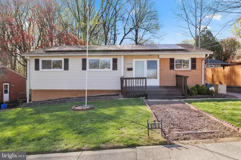 Exterior - 9750 Hedin Dr, Silver Spring, MD 20903 photo 11 of 11