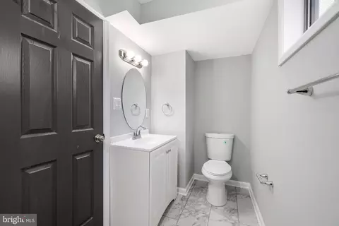 Bath - 9750 Hedin Dr, Silver Spring, MD 20903 photo 3 of 4