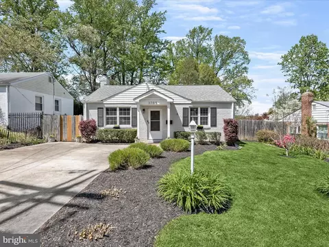 Exterior - 3705 Adams Dr, Silver Spring, MD 20902 photo 4 of 18