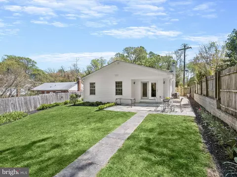 Exterior - 3705 Adams Dr, Silver Spring, MD 20902 photo 17 of 18