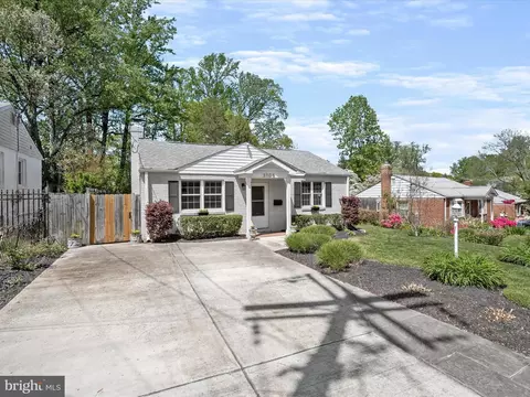 Exterior - 3705 Adams Dr, Silver Spring, MD 20902 photo 2 of 18