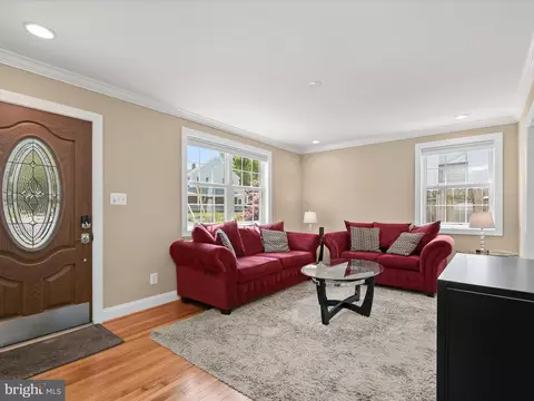 Living - 3705 Adams Dr, Silver Spring, MD 20902 photo 2 of 6