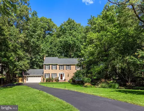 Exterior - 302 Colesville Manor Dr, Silver Spring, MD 20904 photo 3 of 12