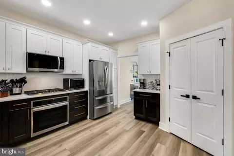 Kitchen - 3505 Landing Way, Silver Spring, MD 20906 photo 4 of 5